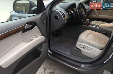 Внедорожник / Кроссовер Audi Q7 2012 в 