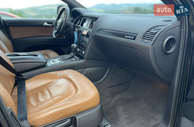 Внедорожник / Кроссовер Audi Q7 2010 в Черновцах