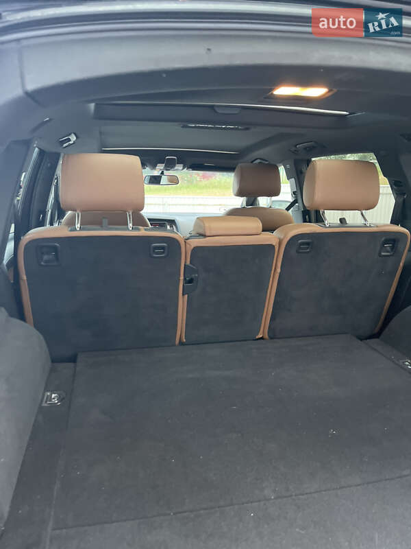 Внедорожник / Кроссовер Audi Q7 2010 в Черновцах