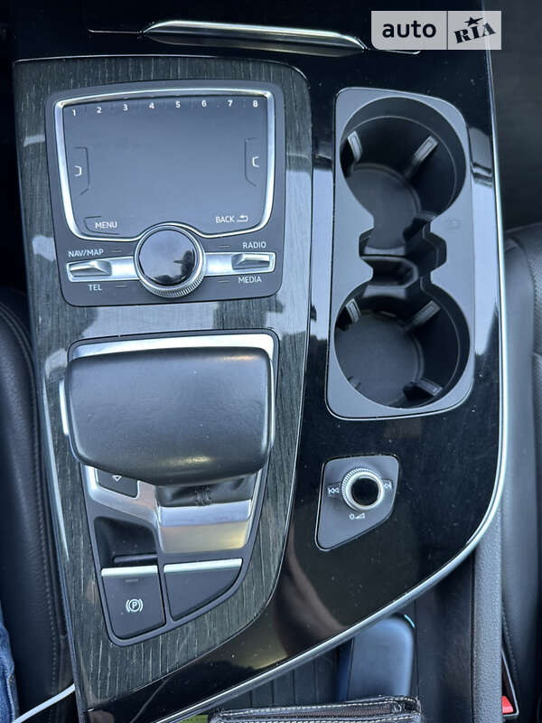 Внедорожник / Кроссовер Audi Q7 2017 в Киеве фото 26 Внедорожник / Кроссовер Audi Q7 2017 в Киеве