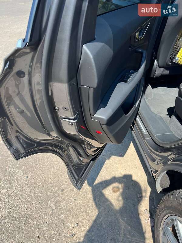 Позашляховик / Кросовер Audi Q7 2016 в Києві