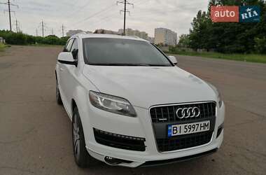 Внедорожник / Кроссовер Audi Q7 2015 в Полтаве