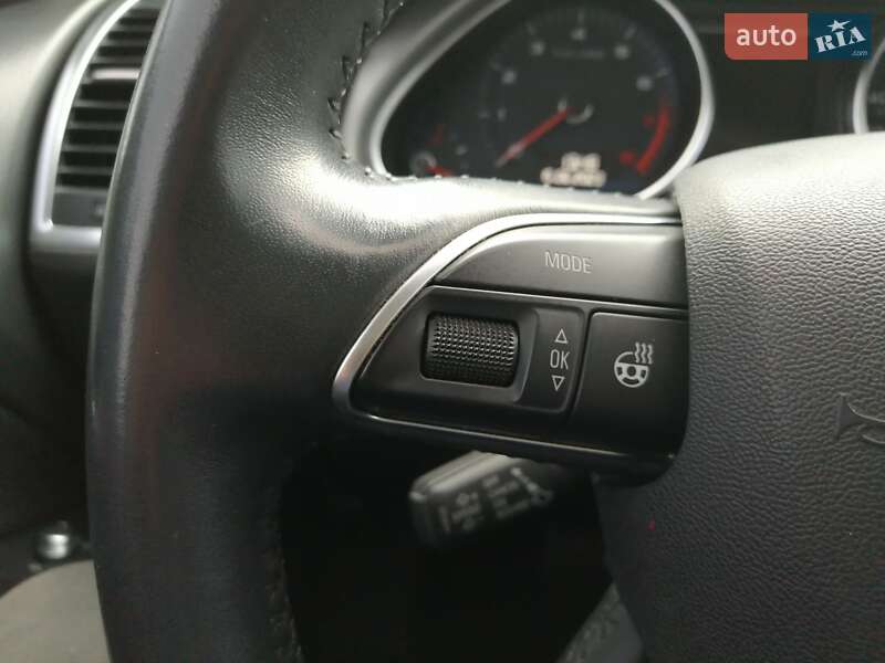 Внедорожник / Кроссовер Audi Q7 2015 в Полтаве