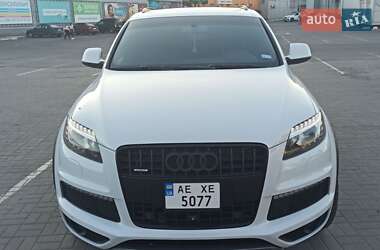 Внедорожник / Кроссовер Audi Q7 2015 в Павлограде