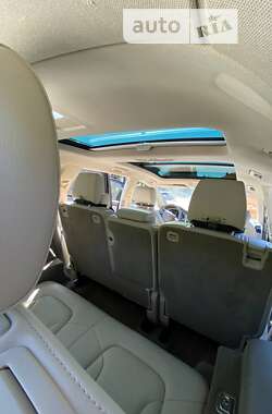 Позашляховик / Кросовер Audi Q7 2012 в 