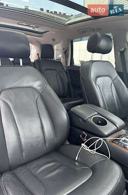 Позашляховик / Кросовер Audi Q7 2015 в Києві