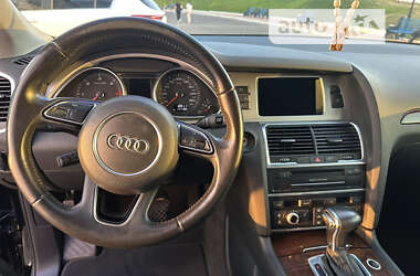Внедорожник / Кроссовер Audi Q7 2013 в 