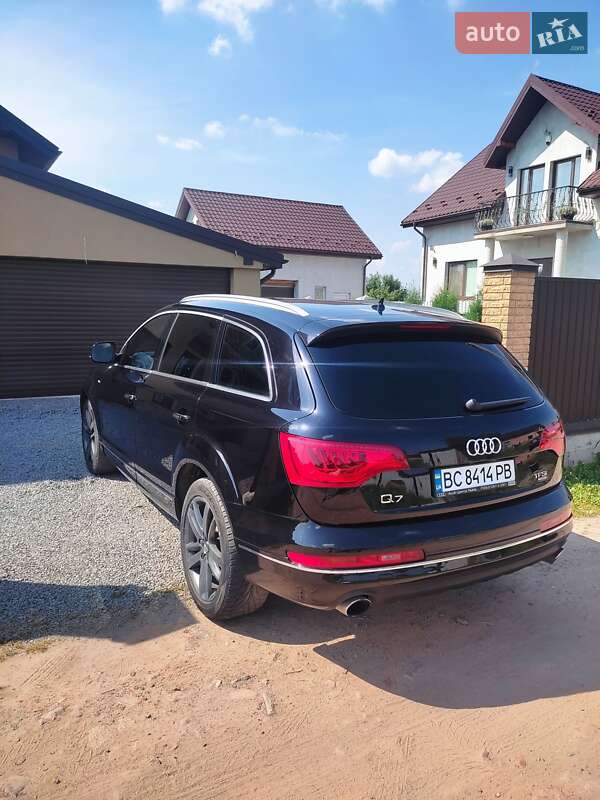 Позашляховик / Кросовер Audi Q7 2010 в Львові