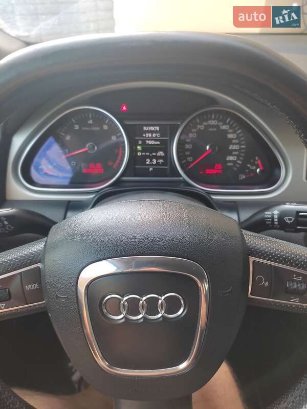 Позашляховик / Кросовер Audi Q7 2010 в Львові