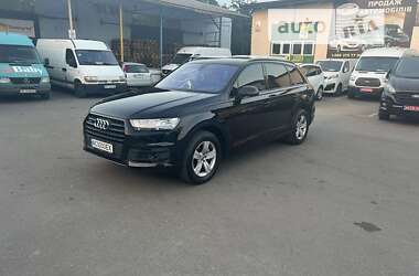 Позашляховик / Кросовер Audi Q7 2015 в Луцьку