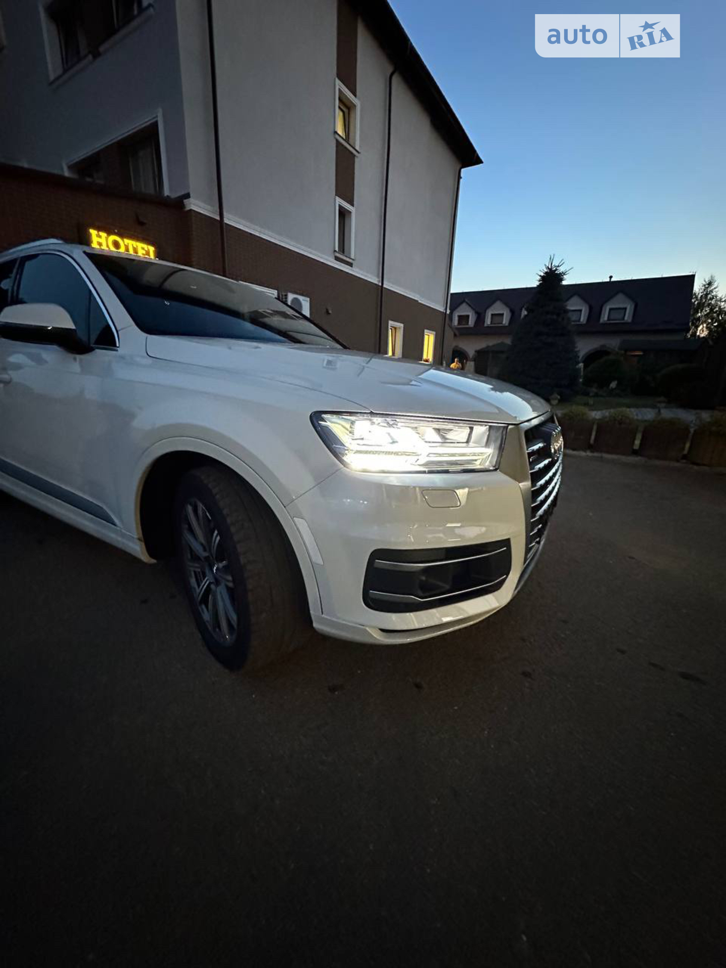 2017 Audi Q7 - мініатюра 15