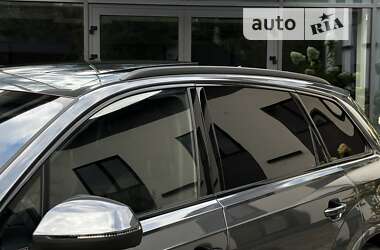 Внедорожник / Кроссовер Audi Q7 2016 в 