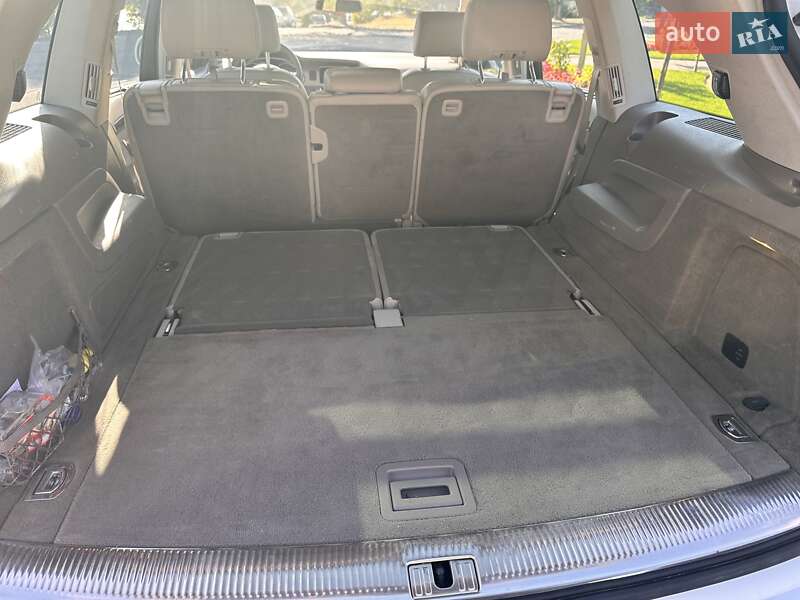 Внедорожник / Кроссовер Audi Q7 2010 в Кременчуге