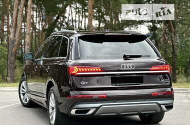 Внедорожник / Кроссовер Audi Q7 2020 в Киеве