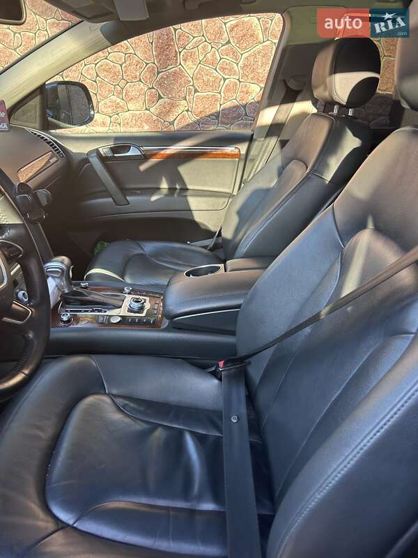 Внедорожник / Кроссовер Audi Q7 2014 в Виннице