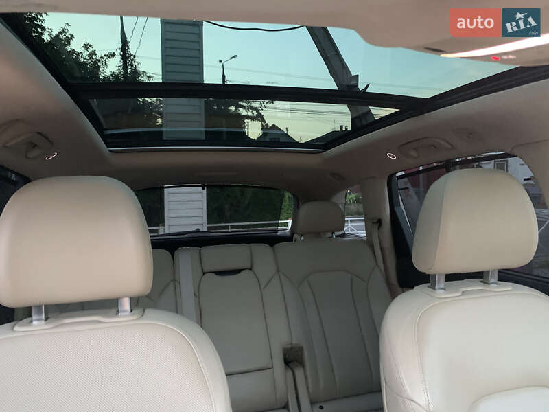 Внедорожник / Кроссовер Audi Q7 2017 в Виннице