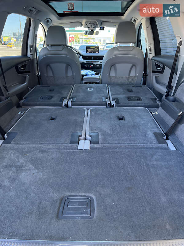 Позашляховик / Кросовер Audi Q7 2018 в Полтаві фото 34 Позашляховик / Кросовер Audi Q7 2018 в Полтаві