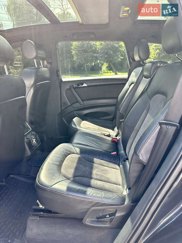 Внедорожник / Кроссовер Audi Q7 2008 в Черновцах