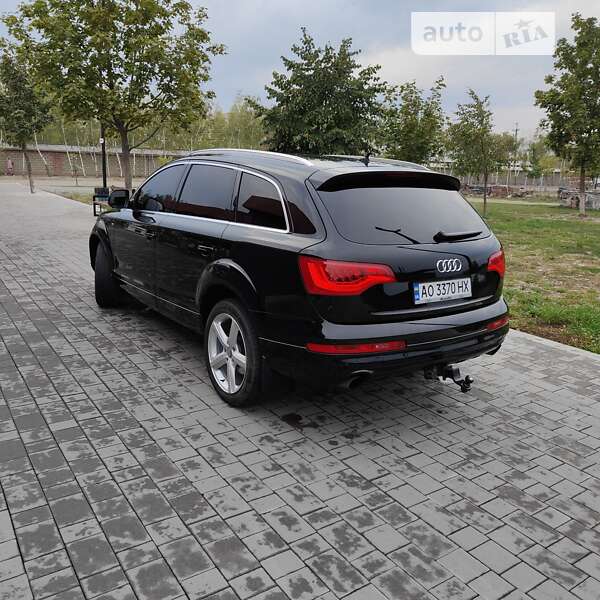 Позашляховик / Кросовер Audi Q7 2010 в Виноградові