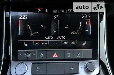 Позашляховик / Кросовер Audi Q7 2019 в 