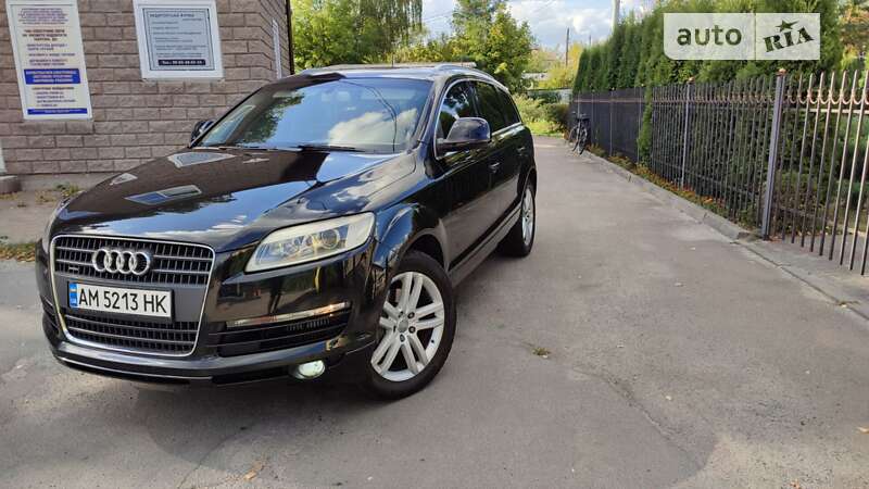 Внедорожник / Кроссовер Audi Q7 2006 в 