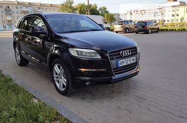 Внедорожник / Кроссовер Audi Q7 2006 в 