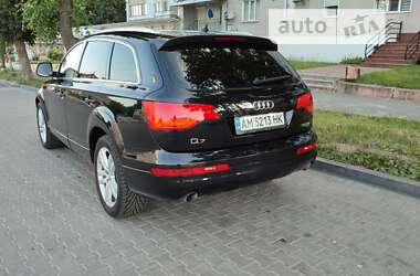 Внедорожник / Кроссовер Audi Q7 2006 в 