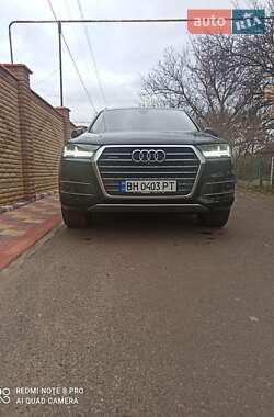 Позашляховик / Кросовер Audi Q7 2017 в Ананьїві
