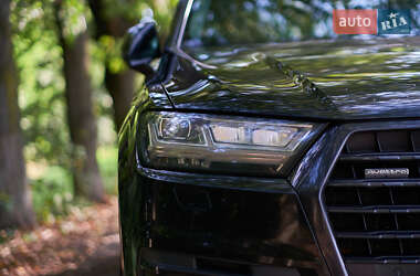 Внедорожник / Кроссовер Audi Q7 2016 в Хмельницком
