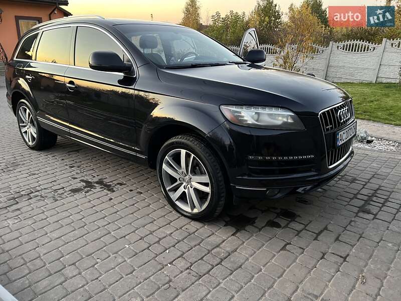 Внедорожник / Кроссовер Audi Q7 2012 в Нововолынске