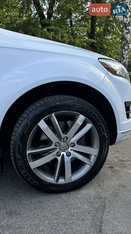 Позашляховик / Кросовер Audi Q7 2014 в Вінниці