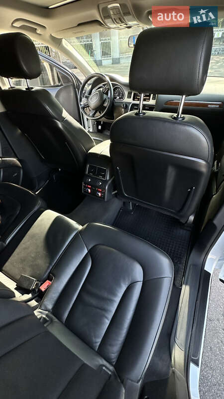 Позашляховик / Кросовер Audi Q7 2014 в Вінниці