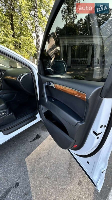 Позашляховик / Кросовер Audi Q7 2014 в Вінниці