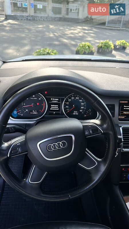 Позашляховик / Кросовер Audi Q7 2014 в Вінниці