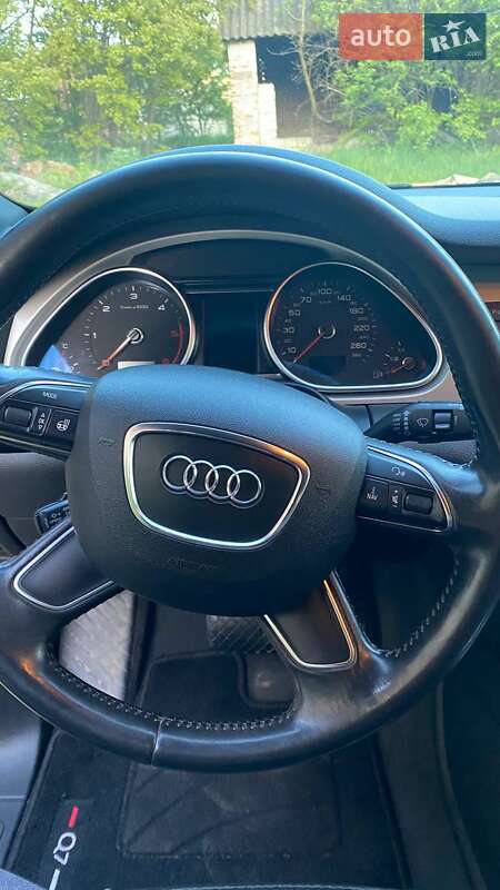 Внедорожник / Кроссовер Audi Q7 2014 в Черновцах
