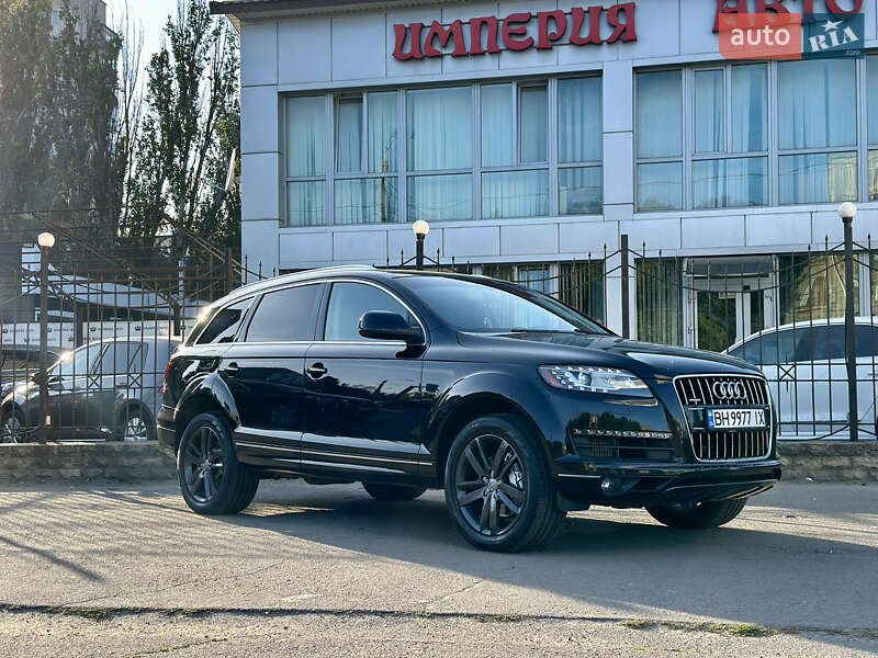 Внедорожник / Кроссовер Audi Q7 2013 в Одессе
