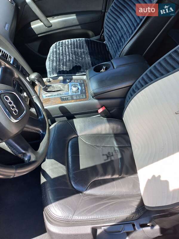 Внедорожник / Кроссовер Audi Q7 2007 в Киеве