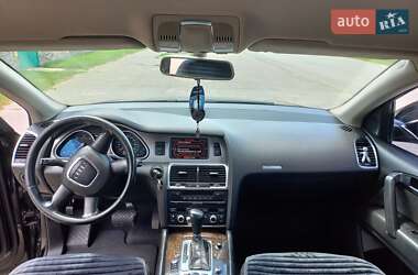 Внедорожник / Кроссовер Audi Q7 2007 в Киеве