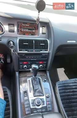 Внедорожник / Кроссовер Audi Q7 2007 в Киеве