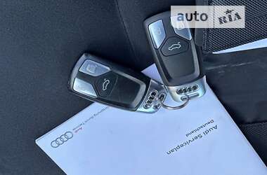 Позашляховик / Кросовер Audi Q7 2017 в 
