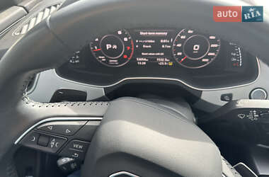 Внедорожник / Кроссовер Audi Q7 2018 в 