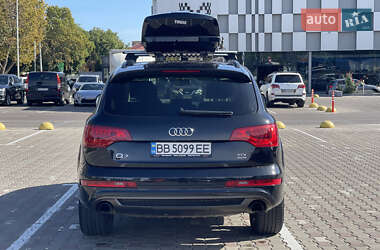 Внедорожник / Кроссовер Audi Q7 2013 в 