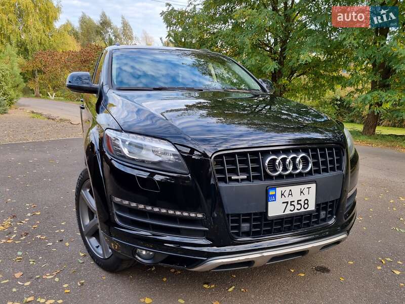 Позашляховик / Кросовер Audi Q7 2015 в Києві