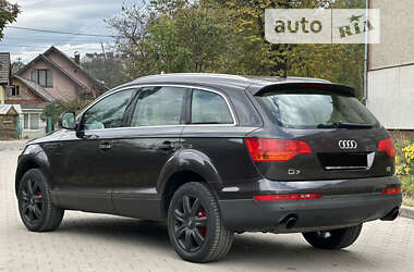 Внедорожник / Кроссовер Audi Q7 2007 в 