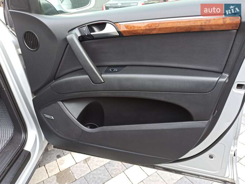 Внедорожник / Кроссовер Audi Q7 2014 в Львове
