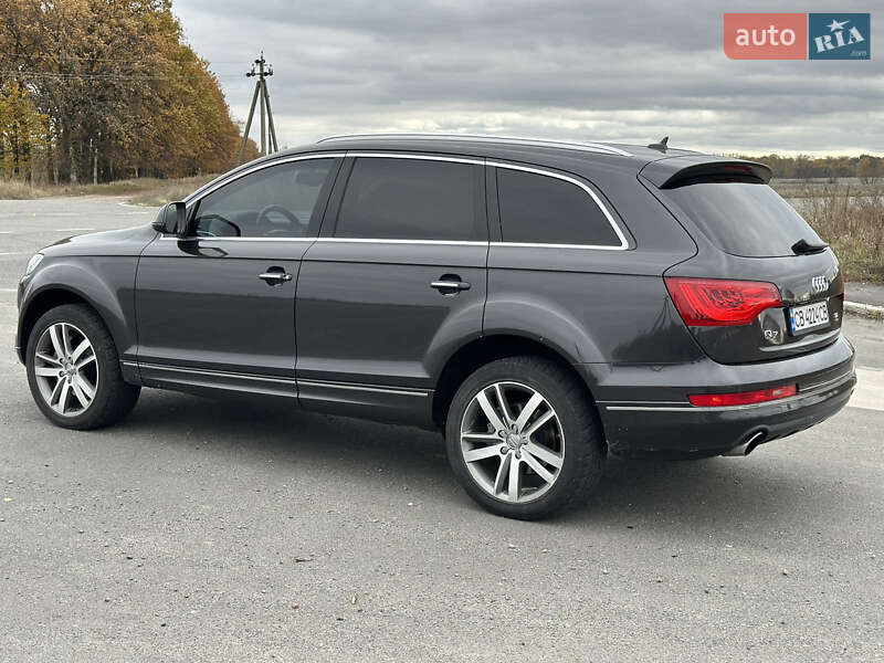 Позашляховик / Кросовер Audi Q7 2012 в Ніжині