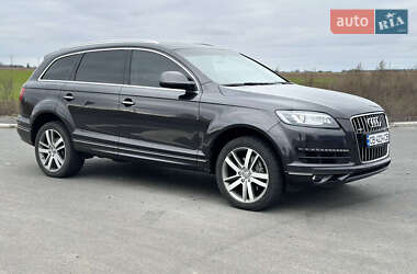 Внедорожник / Кроссовер Audi Q7 2012 в 
