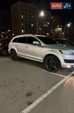 Внедорожник / Кроссовер Audi Q7 2014 в Киеве