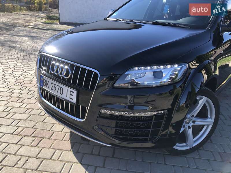 Позашляховик / Кросовер Audi Q7 2015 в Коломиї
