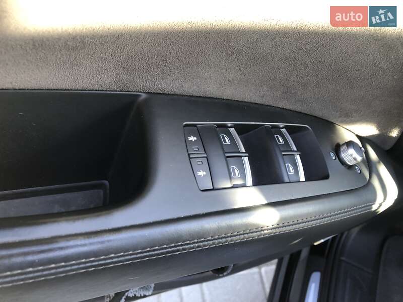 Позашляховик / Кросовер Audi Q7 2015 в Коломиї